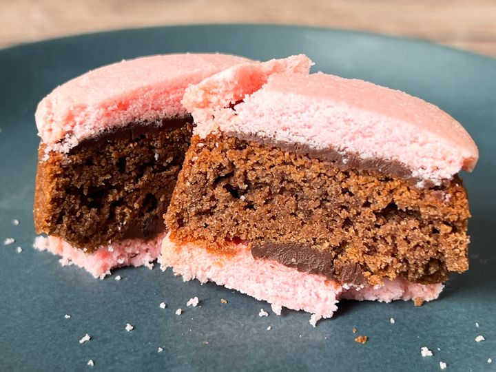 「あんケーキサンド」いちごの断面