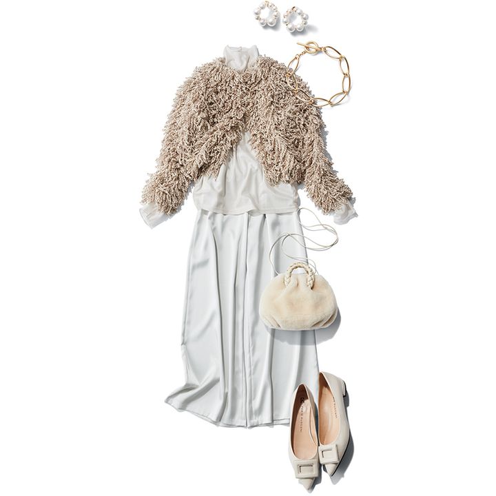 白パンツコーデ