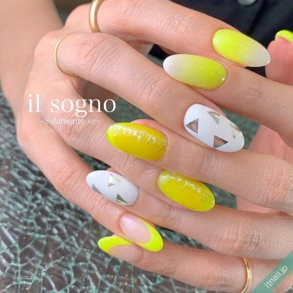 il sognoが投稿したネイルデザイン [photoid:I0071582] via Itnail Design (737397)