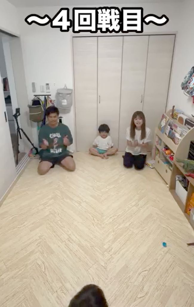 3人から同時においでと呼ばれたら…1才ベビーはどうする！？！