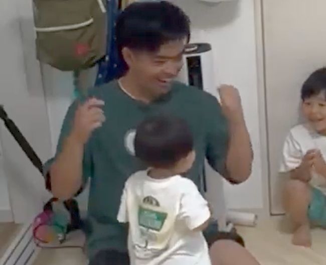 3人から同時においでと呼ばれたら…1才ベビーはどうする！？！