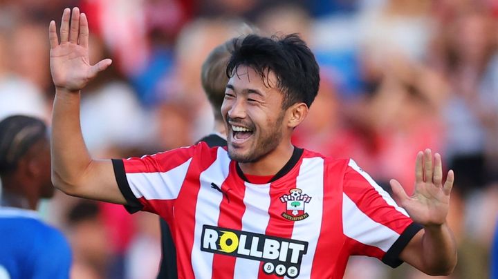 サウサンプトン菅原由勢、デビュー戦で超ゴール！「相手GKにとって威力ありすぎのロングシュート」