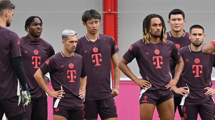 バイエルン伊藤洋輝、「センセーショナルなゴール！」とクラブが紹介！練習で美技