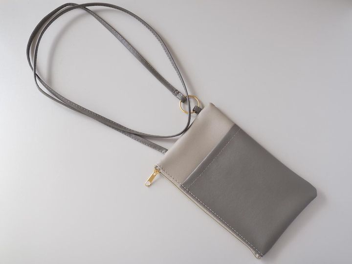 画像: ポケット付きの高見えミニショルダーバッグ