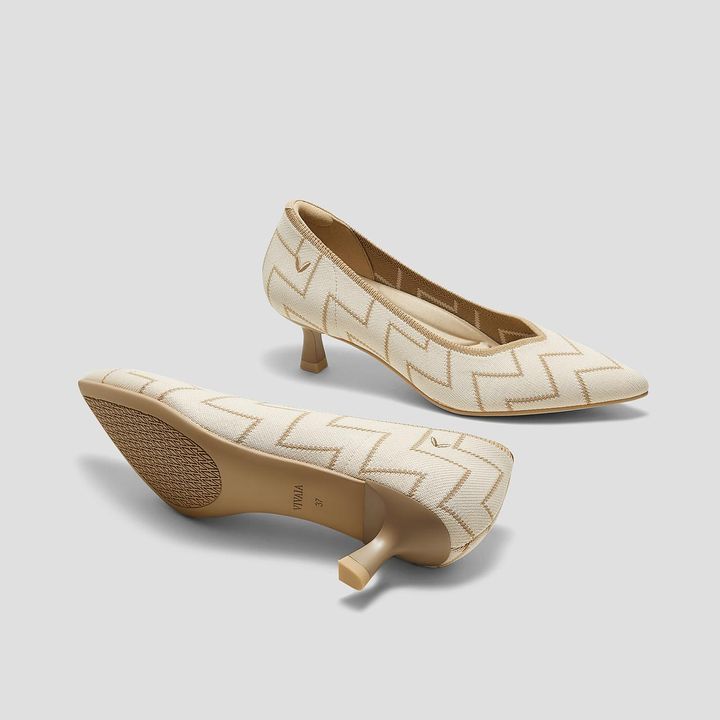 画像: 【VIVAIA】「Scarlett 4周年記念限定デザイン ヒール パンプス」￥20,900（税込）