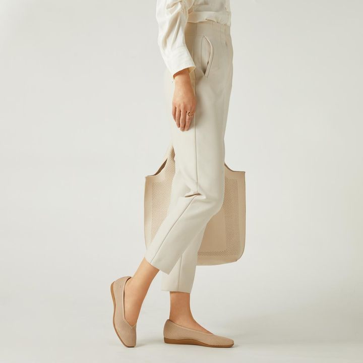 画像: 【VIVAIA】「Margot Walker スクエアトゥ 超軽量 厚底 フラットシューズ」（全27色）￥14,900（税込）