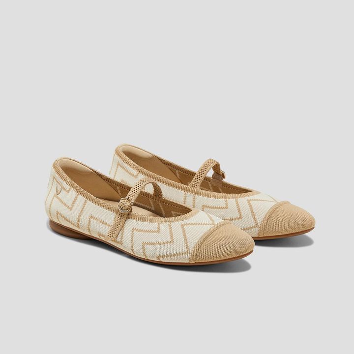 画像: 【VIVAIA】「Tamia Mary-Jane AdaptAll™ 4周年記念限定デザイン フラットシューズ」￥14,900（税込）