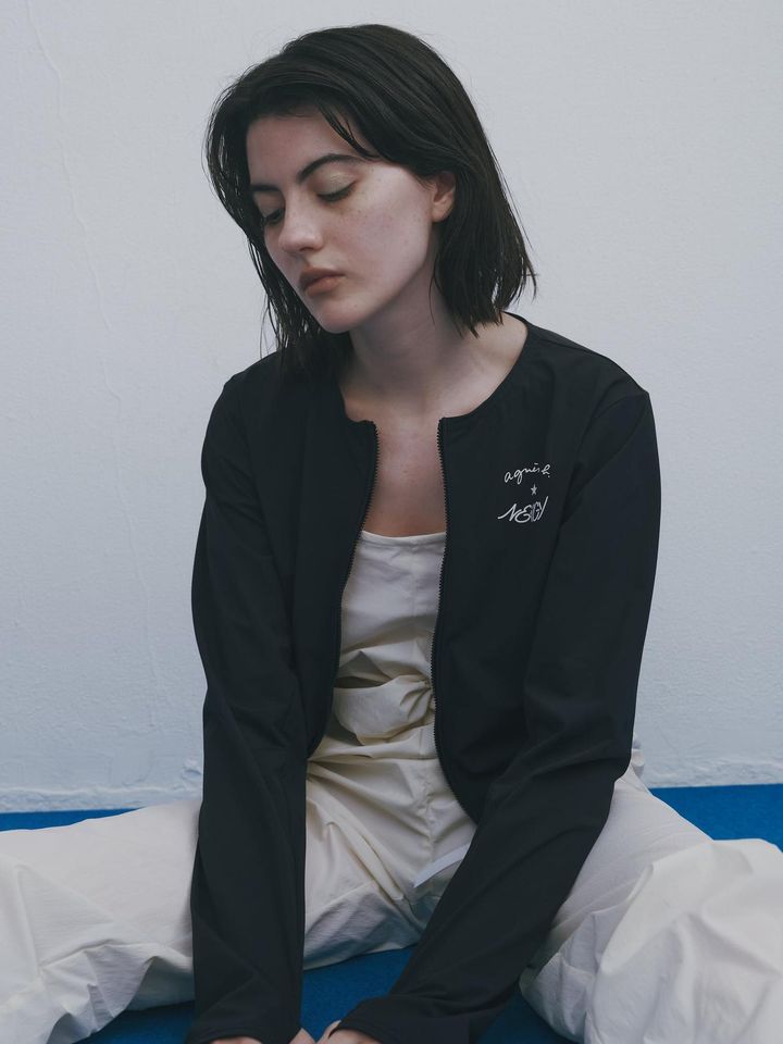 画像: 【agnes b. × NERGY】「水陸両用＆UV＆撥水 ラッシュカーディガン」（ブラック、ベージュ）￥20,900（税込）