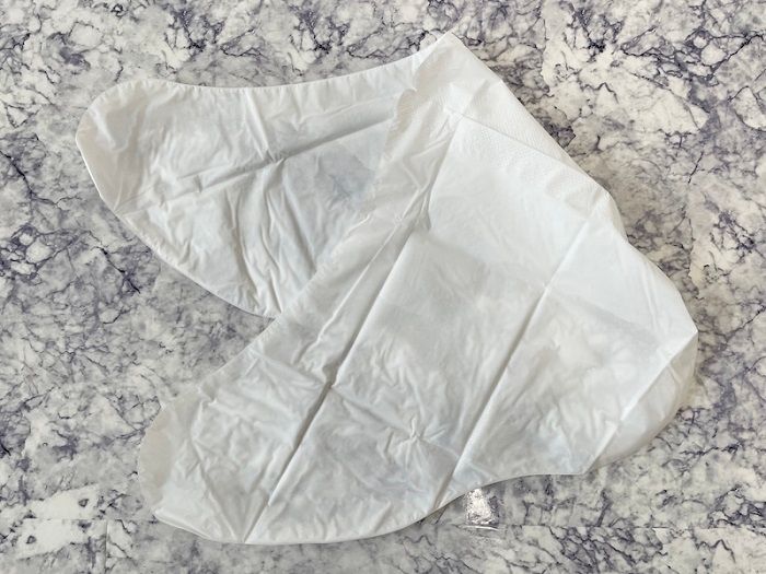 脱いだら、しっとり フットマスクの袋