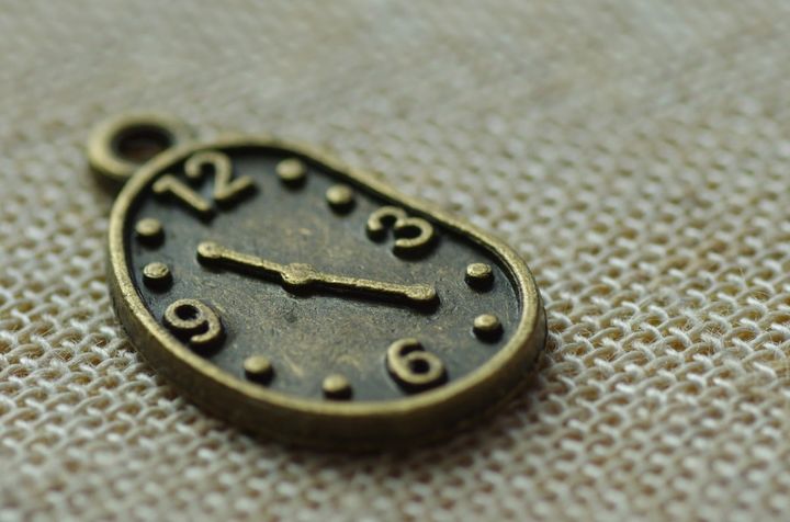 もしタイムマシーンがあったら、あなたはどう使う？