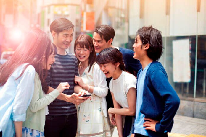 最近、暴飲暴食気味…？ 病んでる人にみられる共通点6つ