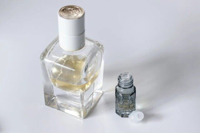 セリア ガラスローラーボトル ミニサイズ ウッド調 詰め替え方