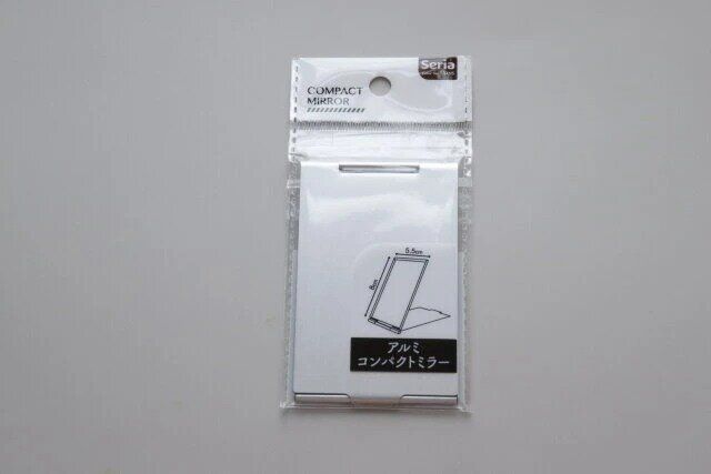セリア アルミコンパクトミラー パッケージ