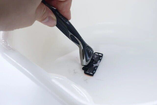 ダイソー 500円以上 カミソリ DORCO PACE6 お手入れ