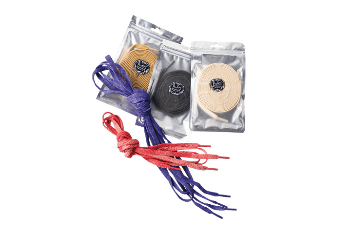 〈Foxtrot Uniform〉のシューレース