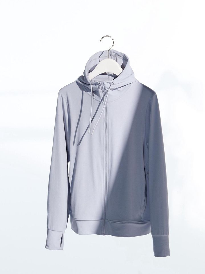 画像2: 出典：ユニクロ