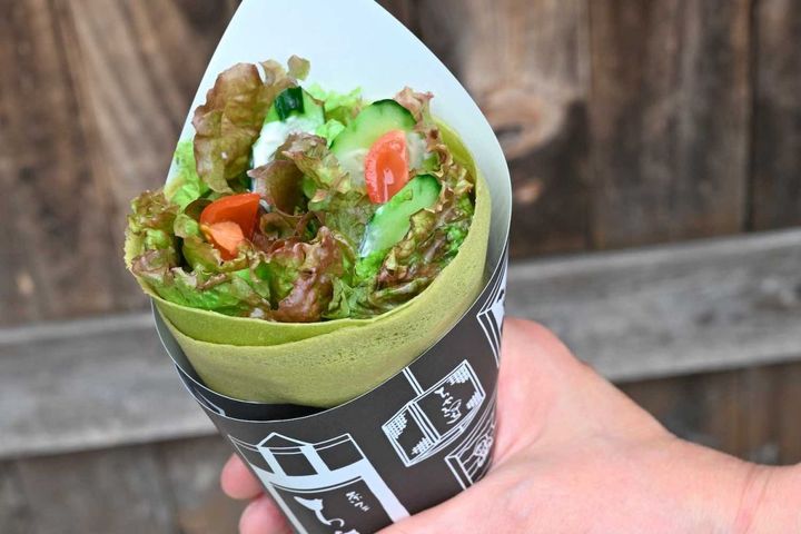 「サラダクレープ」490円