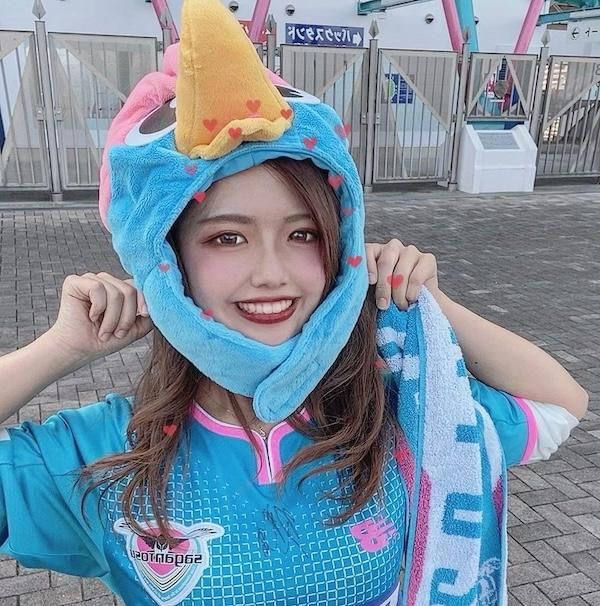 スタジアムで出会った女神！出会えるアイドルサポをスナップ