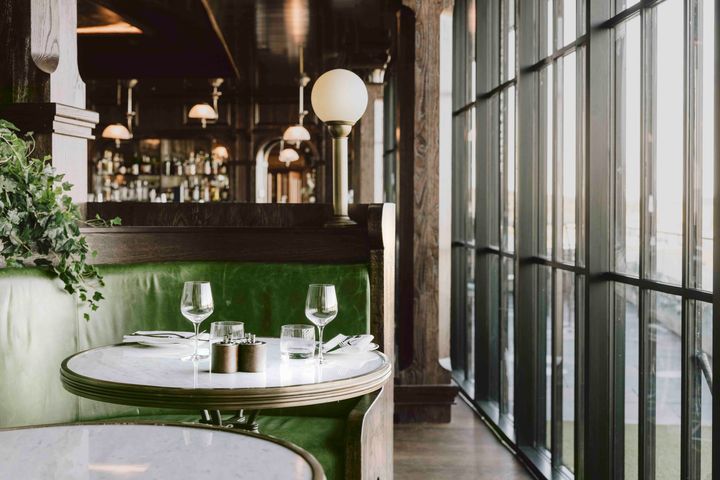 新設されたレストラン「18」は、リニューアルしたホテルの目玉。