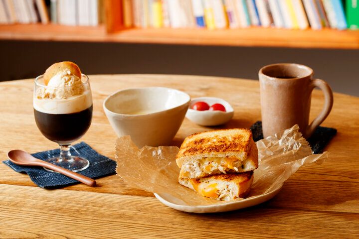 古民家ショップが集まる大阪・蒲生四丁目で見つけた、カフェ＆手仕事雑貨の店「yim coffee&crafts」