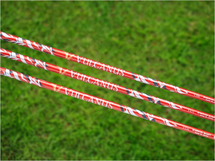 作家・池井戸潤さんが話題の“飛びシャフト”を本気試打！その性能は…!?