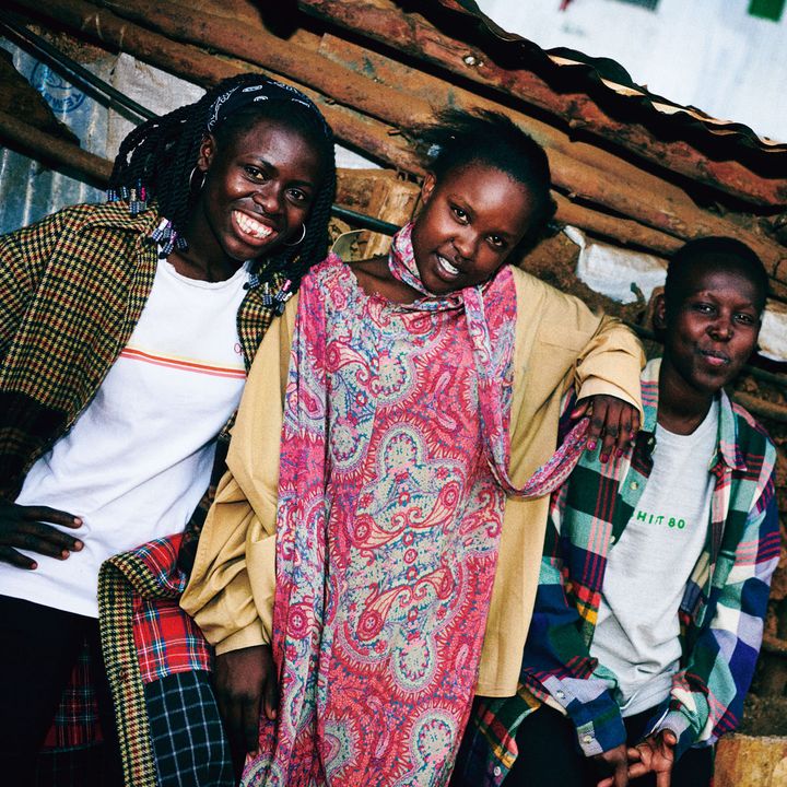 ブランドのモデルを行うキベラの子供達