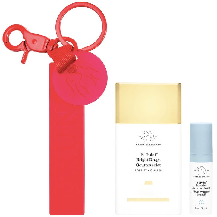 フルサイズのカラーセラムと水分補給に特化した保湿液の小型サイズに、オリジナルキーチェーンが付いたスペシャルキット。ビーゴールディ トライアル キット ￥5,280（7月31日よりアットコスメ トーキョー・アットコスメ オオサカ・アットコスメ ショッピング限定発売） ※セット内容／ビーゴールディ ブライト ドロップス 31.2g、ビーハイドラ インテンシブ ハイドレーションセラム 5ml、オリジナルキーチェーン