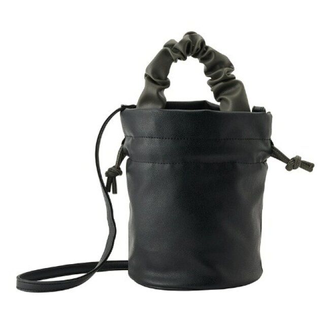 しまむらの巾着バッグ