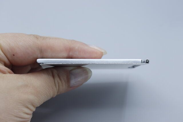 ダイソーの薄いアルミスリムミラー（正方形）