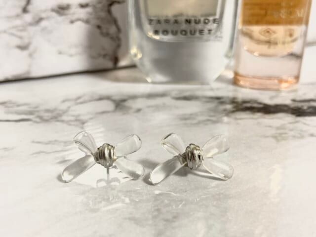 3COINS スリコ クリアリボンピアス