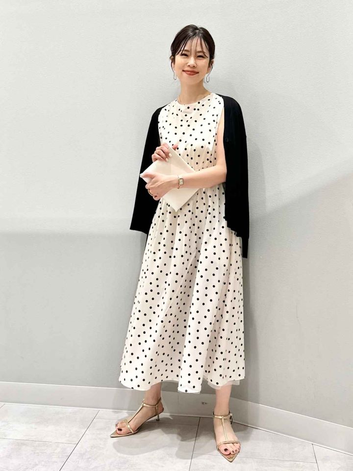 画像2: 出典：GU