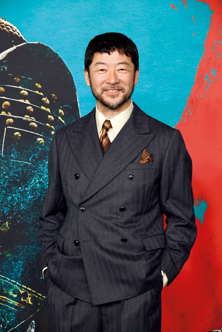 1973年、神奈川県生まれ。1990年、『バタアシ金魚』で映画デビューし、2011年の『マイティ・ソー』でハリウッド映画初出演を果たす。『バトルシップ』（12）、『沈黙 –サイレンス–』（16）、『首』（23）、『湖の女たち』（24）など国内外の作品で幅広く活躍。Photo_ Frazer Harrison / FilmMagic