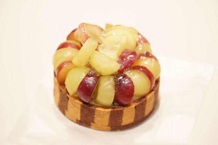 「フレッシュラムレーズンクリームのタルト」630円