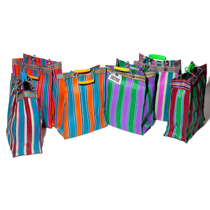 PUEBCO RECYCLED PLASTIC STRIPE BAG / Rectangle D15が置かれている写真