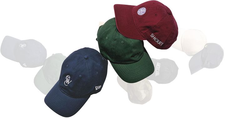 オーシェリーとエイトンステイプルズとエミのロゴキャップ