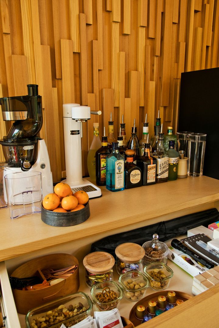 〈bekka izu〉館内のミニバー