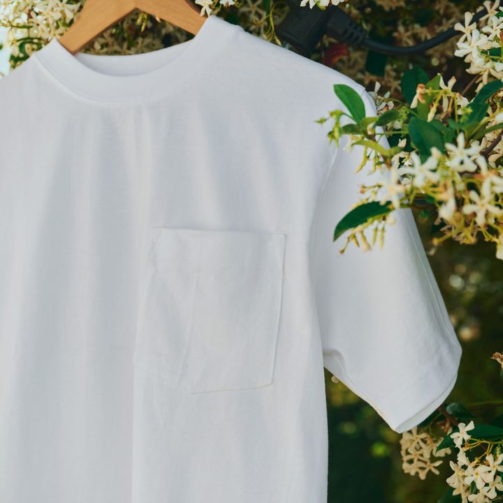 肉厚なヘビーウェイト素材の《キャンバー》の白Tこそ、一生ものにふさわしい【マイスタンダードブック】