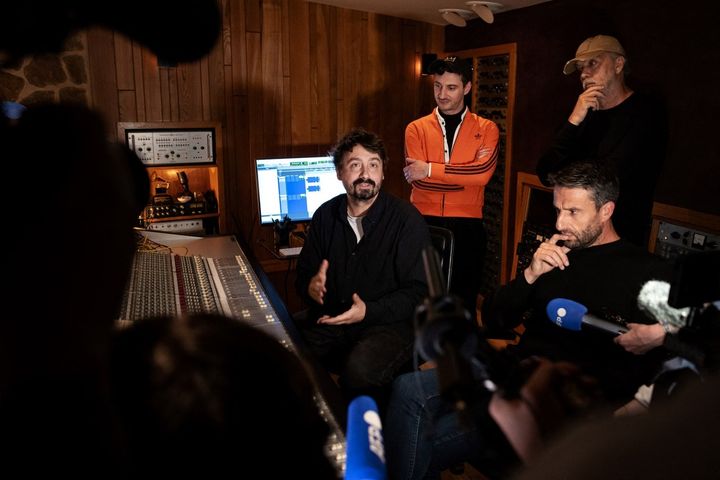 左から時計回り：開会式の音楽を担当したヴィクトル・ル・マスネ、芸術監督のトマ・ジョリー、ブランディング＆セレモニー・ディレクターのティエリー・ルブール、パリ2024大会組織委員会会長トニー・エスタンゲ会長。Photo_ Getty Images