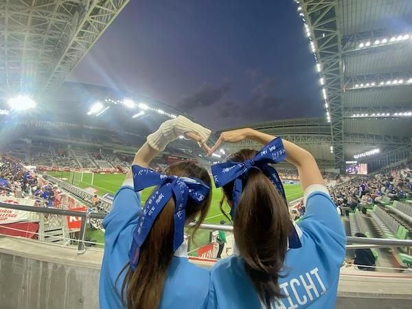 スタジアムで見つけた美女サポーターの心と素顔！