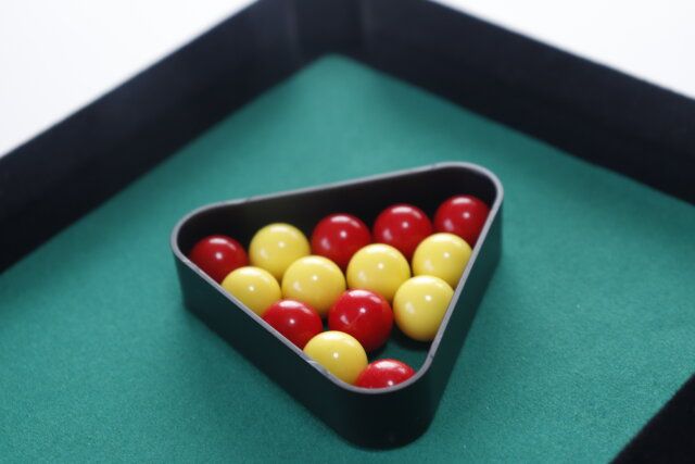 ダイソーの面白いビリヤード