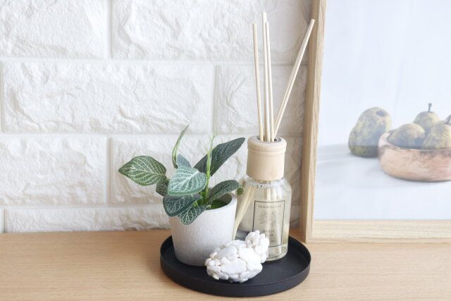 ダイソー アロマディフューザー 100ml WL ホワイトムスク 使用例 インテリア