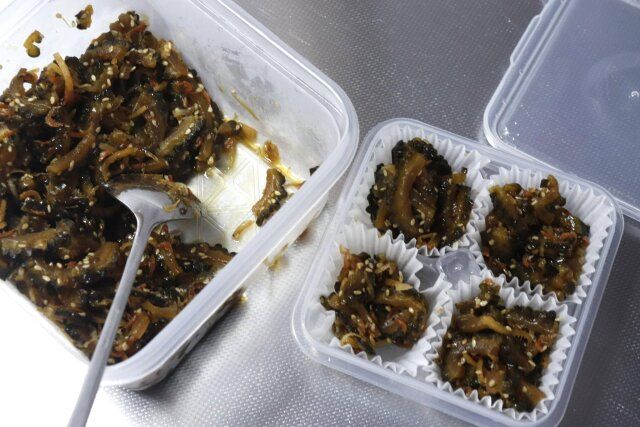 セリア 全体ムラなく温めできるおかずトレー6号カップ用 おかずカップ