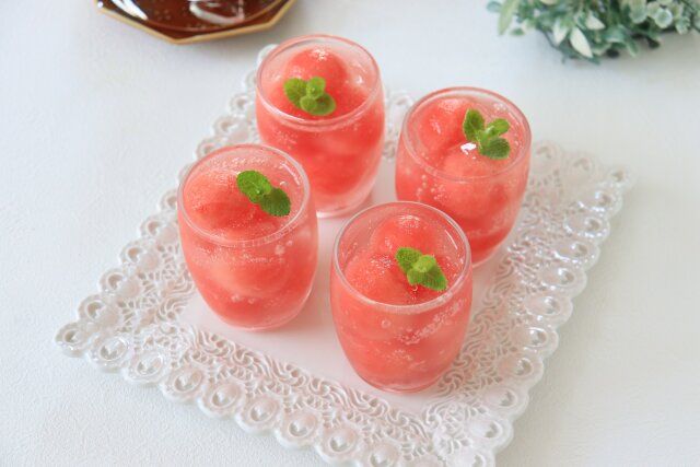 ミントを飾って出来上がり。