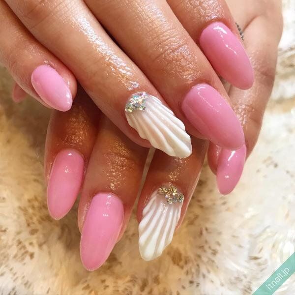 Marcelinaが投稿したネイルデザイン [photoid:I0095626] via Itnail Design (737538)