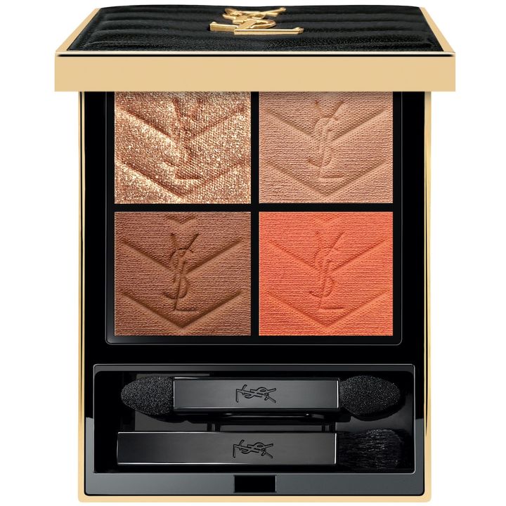 クチュール ミニ クラッチ 810 ￥10,890／イヴ・サンローラン・ボーテ（0120-526-333）