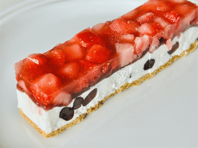 「凍ったまま食べるいちご小豆タルト」10分後