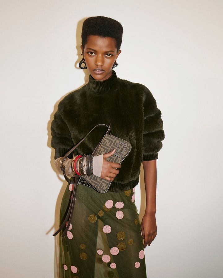 「シンプリー フェンディ」ミニ￥271,000