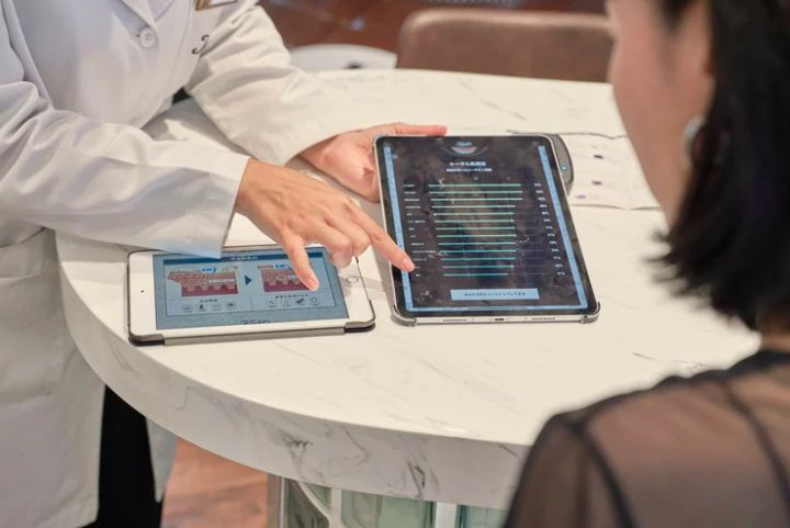 キールズ、ダーマリーダープロ、肌診断