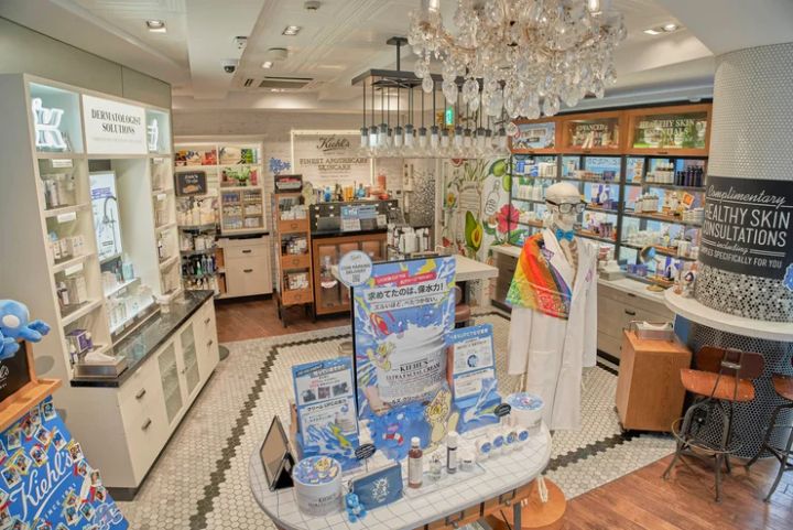 キールズ TOKYO フラッグシップショップ、店内