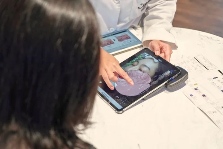 キールズ、ダーマリーダープロ、肌診断 2